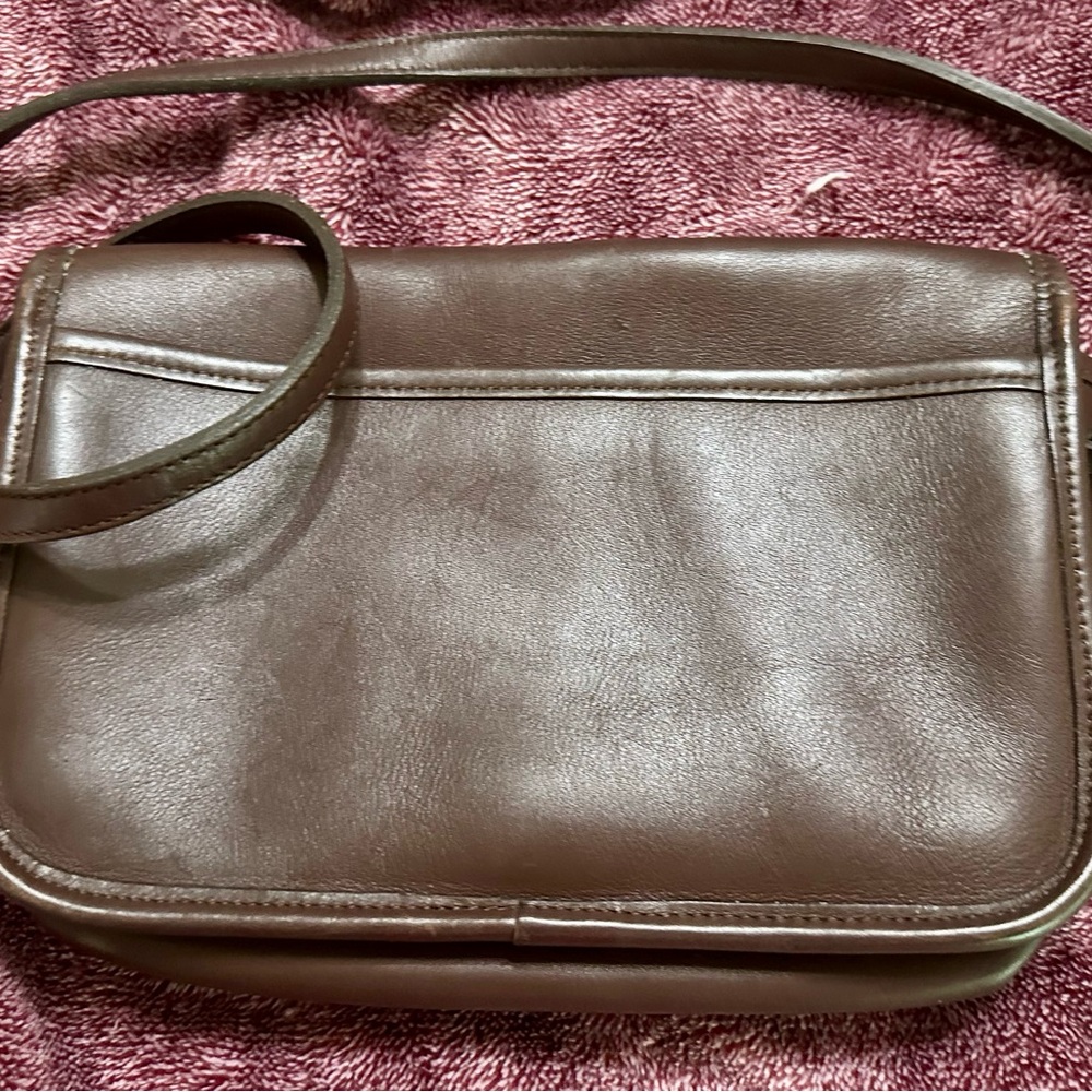 Coach Brown Leather Crossbody Satchel with Gold-Tone Hardware - Picture 5 of 9